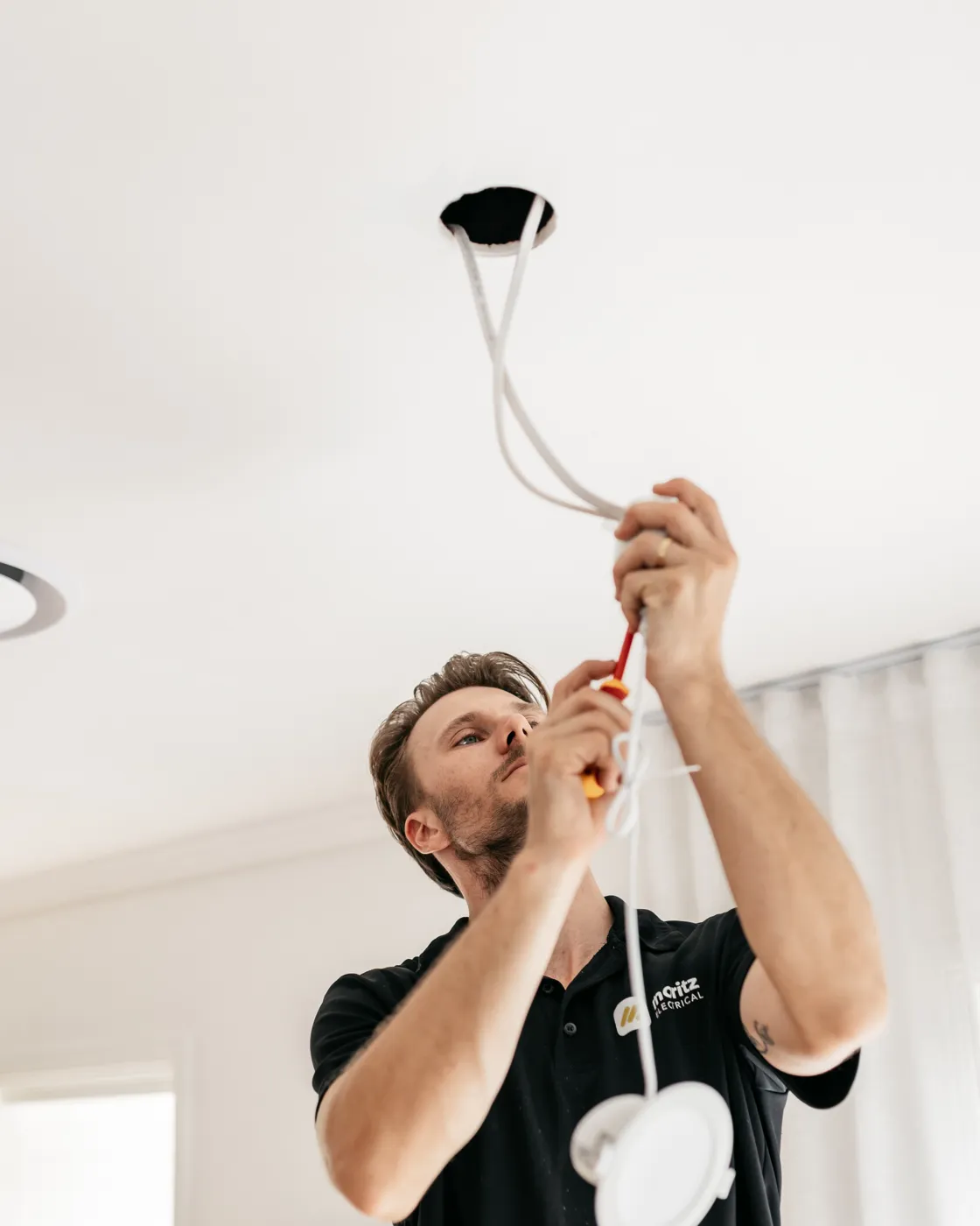Moritz Electrical wiring in a new LED downlight